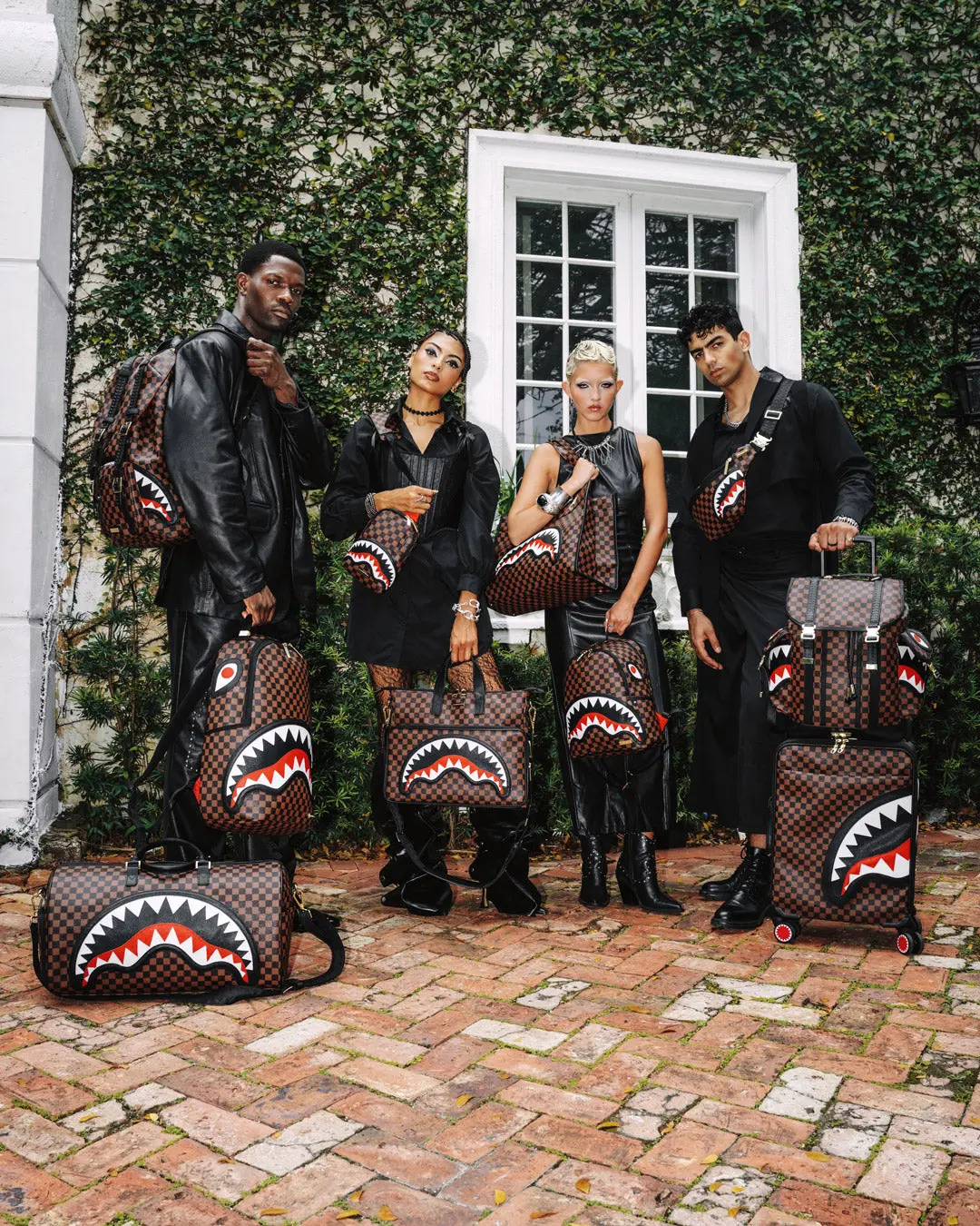 SAWTOOTH SHARKS IN PARIS TORTUGA TOTE - Image 12