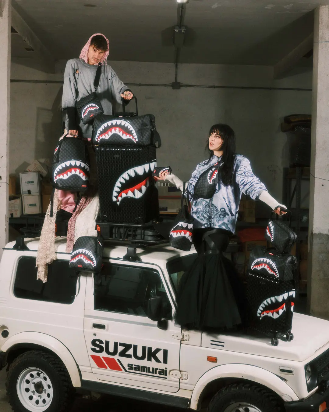 SHARKS IN PARIS HYPER PUFF BACKPACK - Image 12