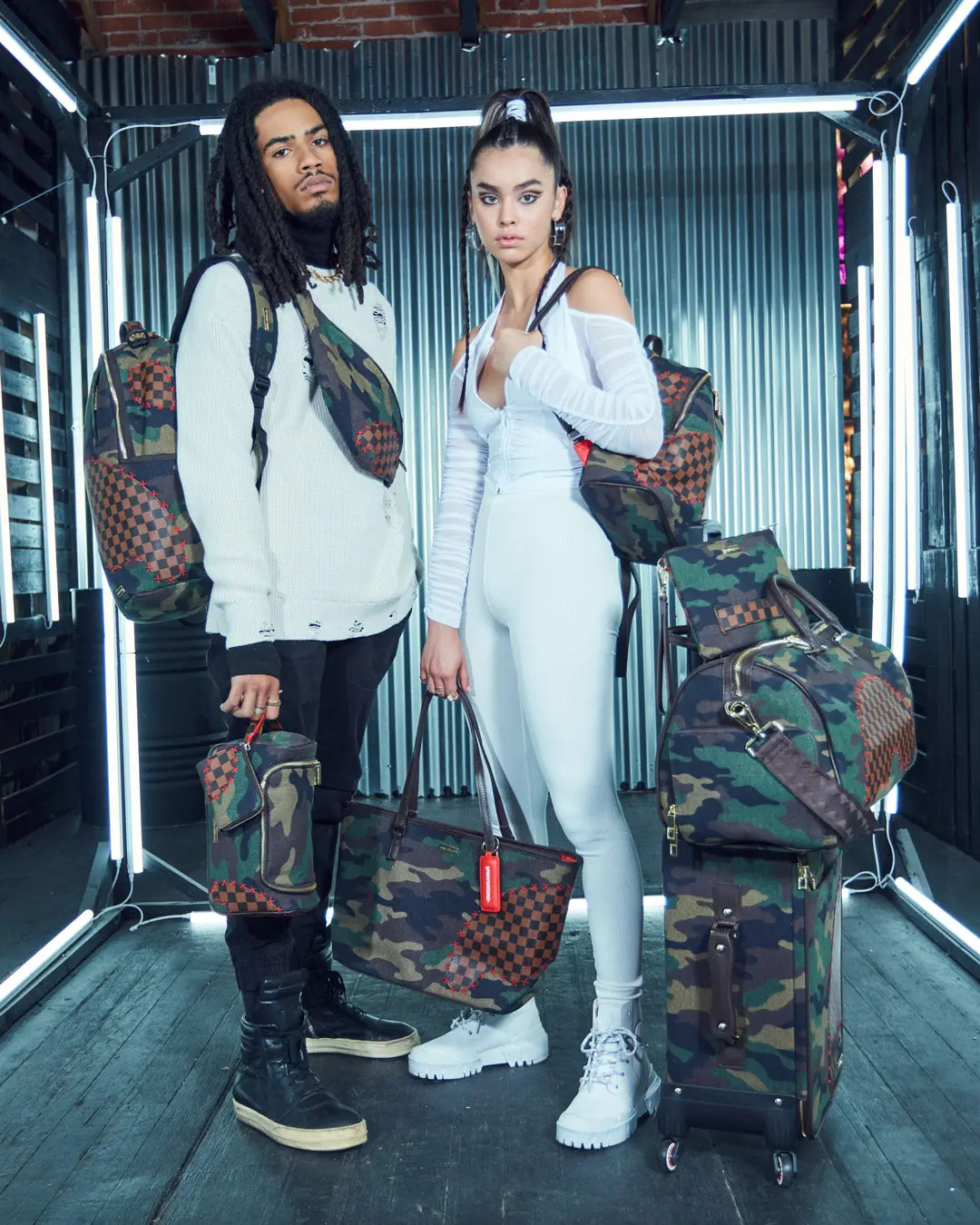 THE PARADOXX SHARK BACKPACK - Image 6