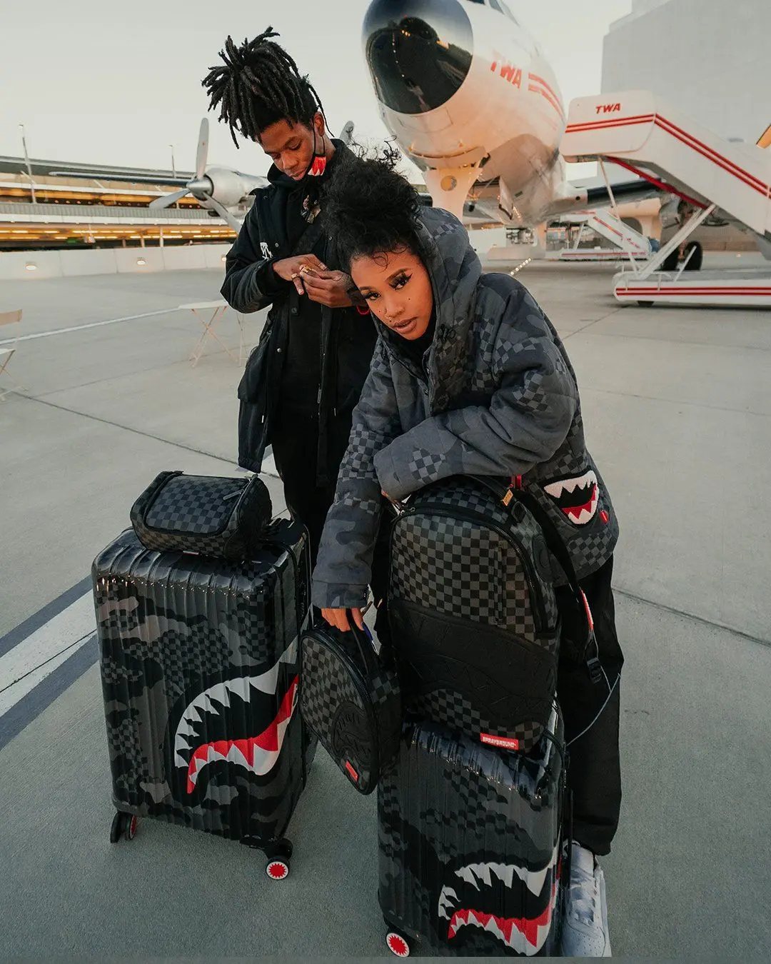 3AM SHARKNAUTICS 22” CARRY-ON LUGGAGE - Image 12